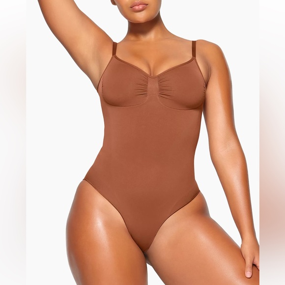 SKIMS Other - 🧡NEW SKIMS SEAMLESS SCULPT BRIEF BODYSUIT IN BRONZE M L